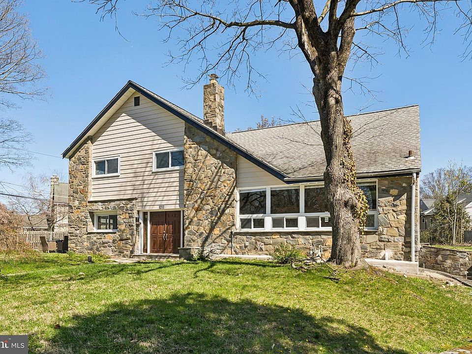 1st image of 1011 Stanford Dr