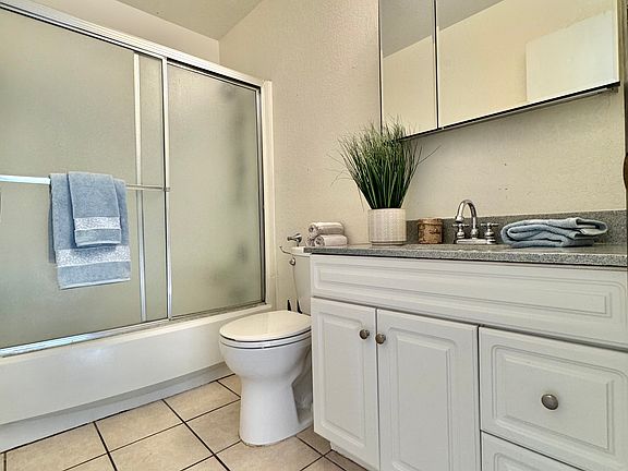 2nd image of 3274 Bullwinkle Dr #103