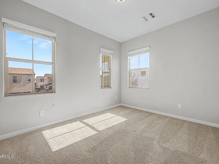 1941 S Wallrade Ln — Photo 23