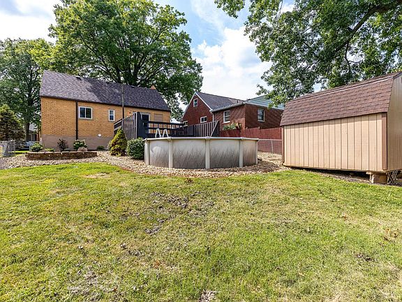 5th image of 3668 Castlewood Ln