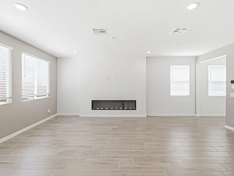 9915 Ruby Dome Ave — Photo 11