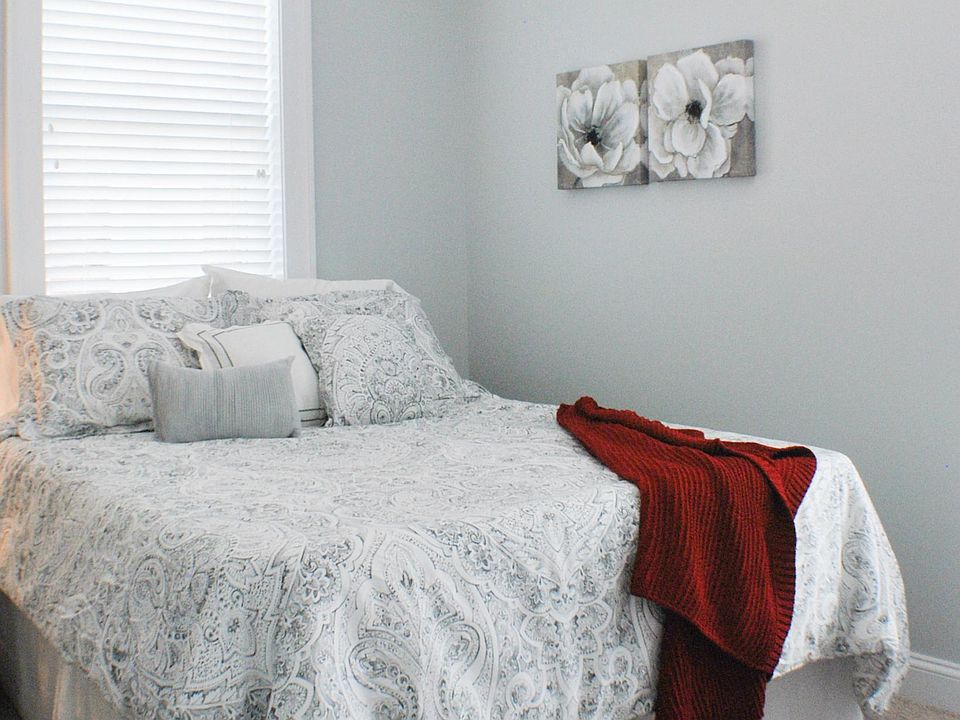 Bedroom (furniture and decor not included)