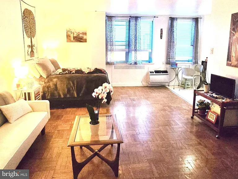 2601 Pennsylvania Ave #316 — Photo 2