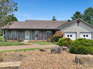 802 S Snow Ball Ln W, Santa Claus, IN 47579