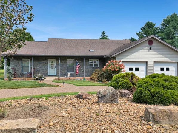 802 S Snow Ball Ln W, Santa Claus, IN 47579