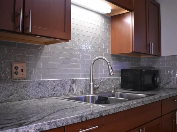 6615 N Bourbon St #42, Milwaukee, WI 53224