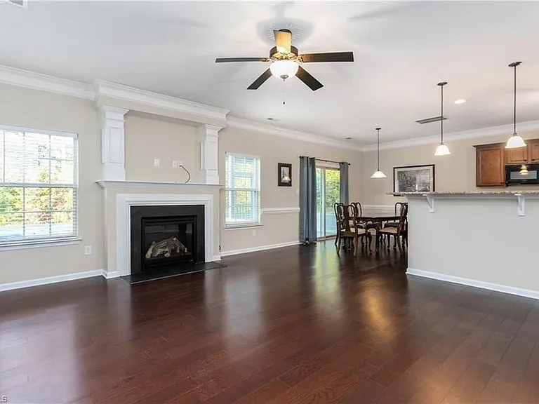 153 Tysonridge Ct — Photo 8