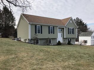 89 Winter St, Clinton, MA 01510