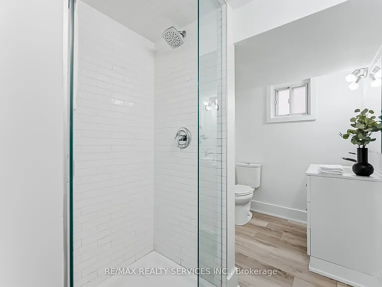 6 Bonnyview Dr #LOWER — Photo 21