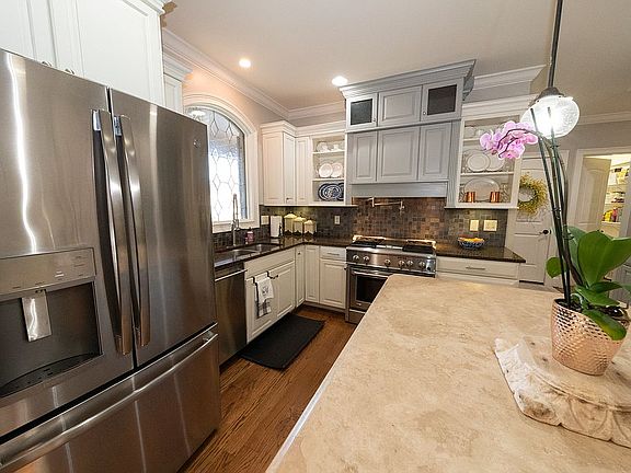 Kitchen with stone island