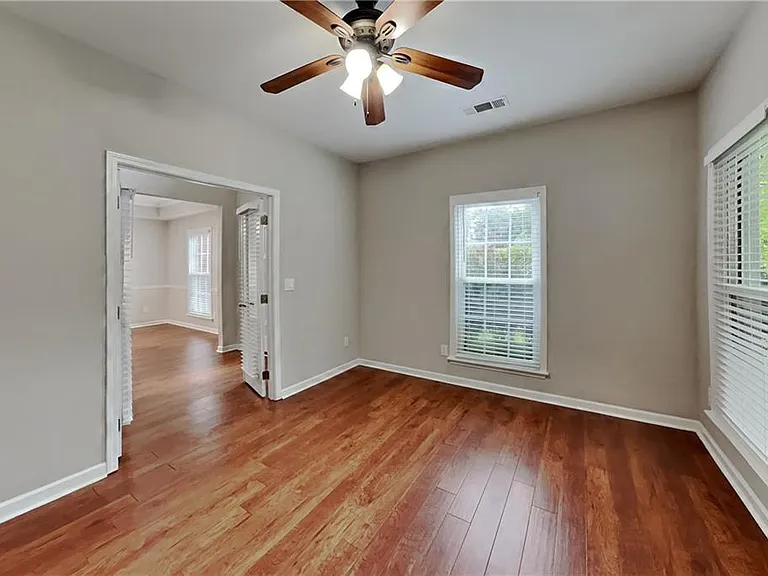 1240 Cedar Brook Dr — Photo 6