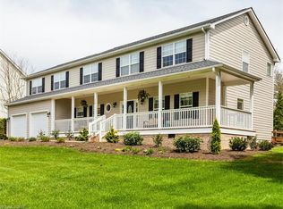 110 Southbrook Ln, Fletcher, NC 28732