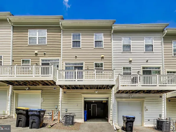 138 Danbury St SW, Washington, DC 20032