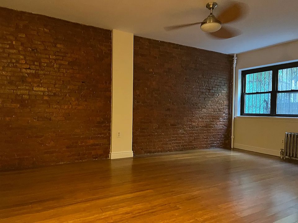 2nd image of 149 6th Ave APT 2