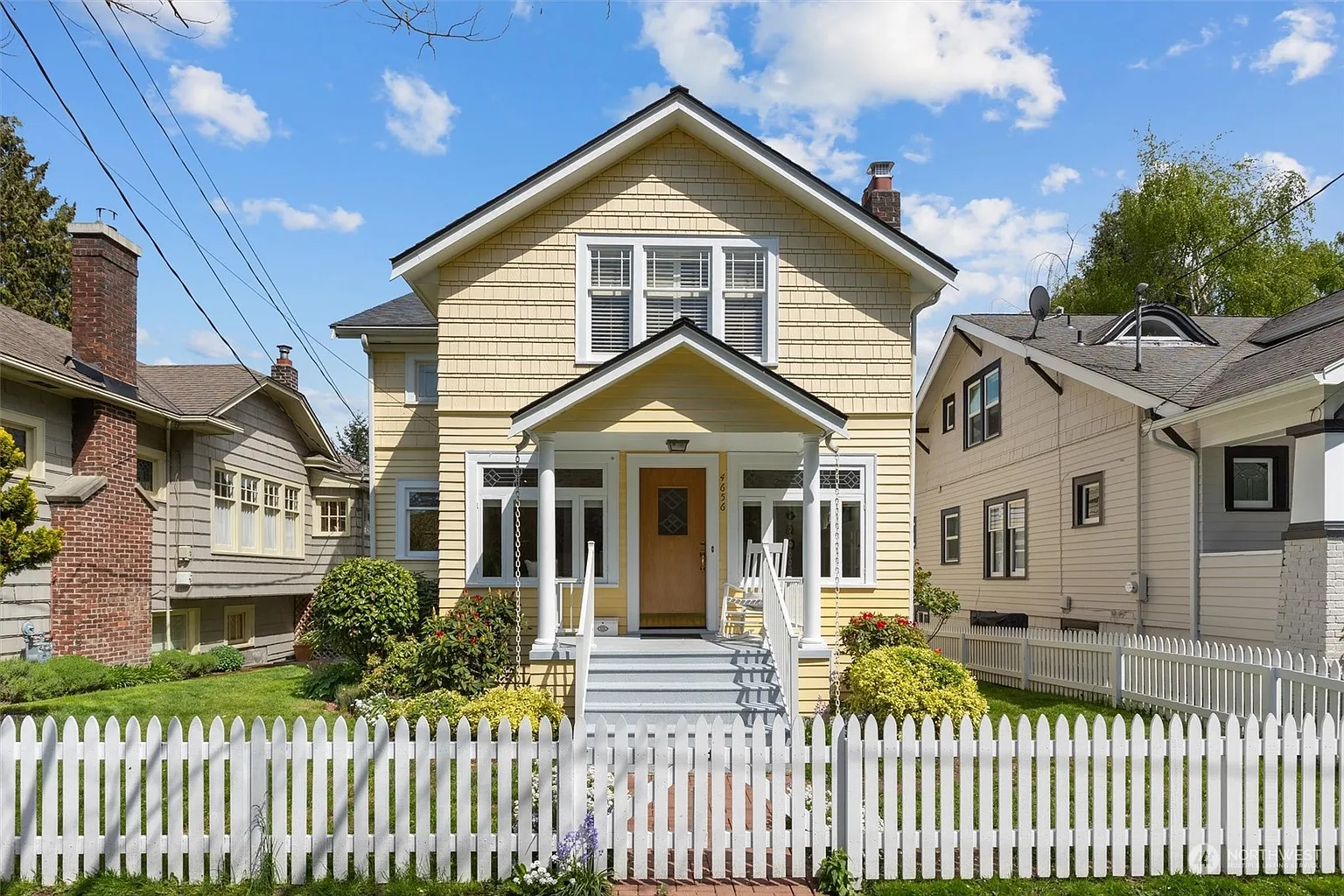 4656 Sunnyside Avenue N photo 1