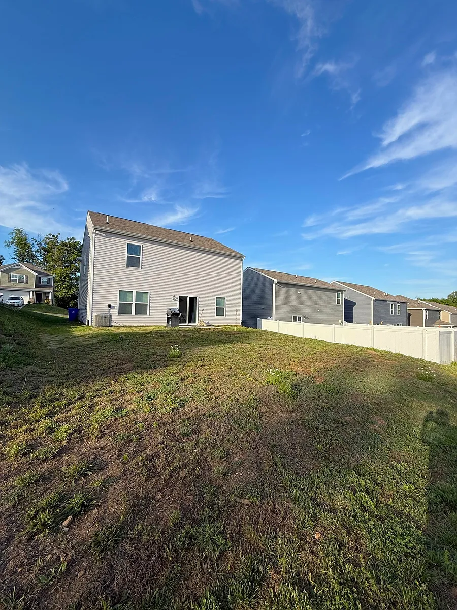 Building Photo - 2940 Brooks Meadow Ln