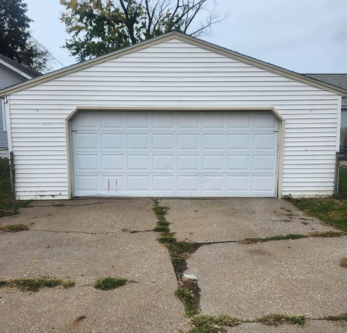2 bed, 780 sqft, $800 — Photo 2