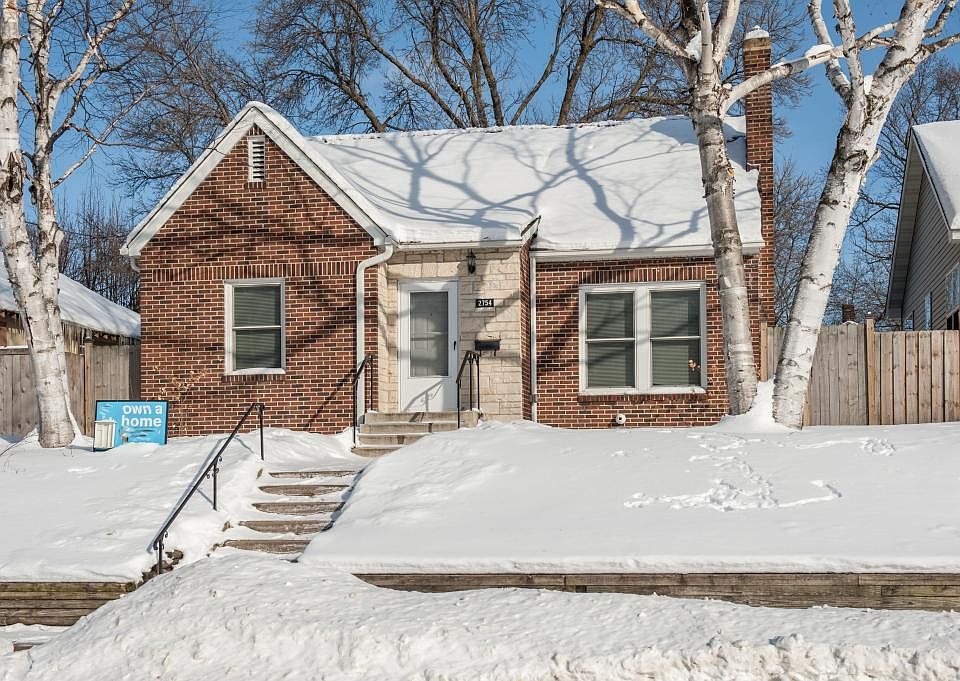 1st image of 2754 Thomas Ave N