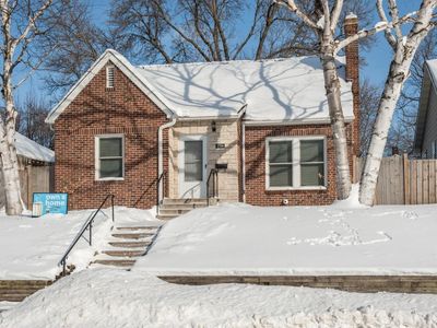 2754 Thomas Ave N, Minneapolis, MN, 55411