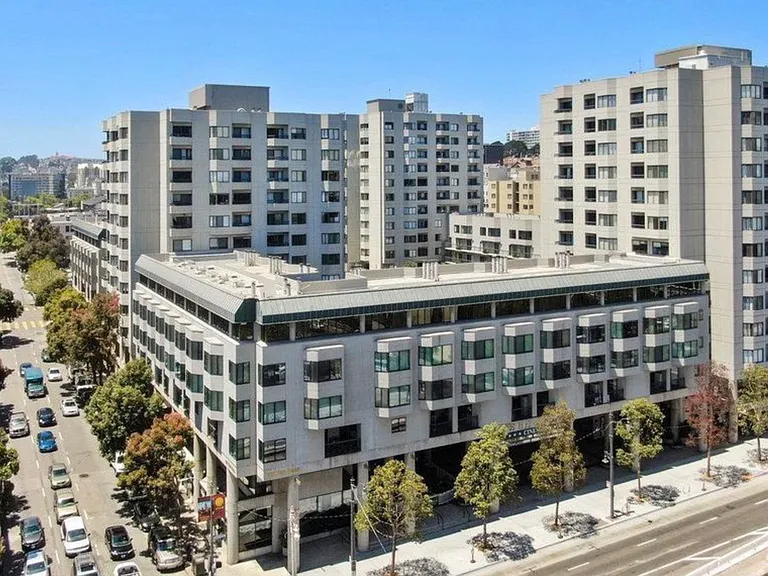 601 Van Ness Ave #504 — Photo 15