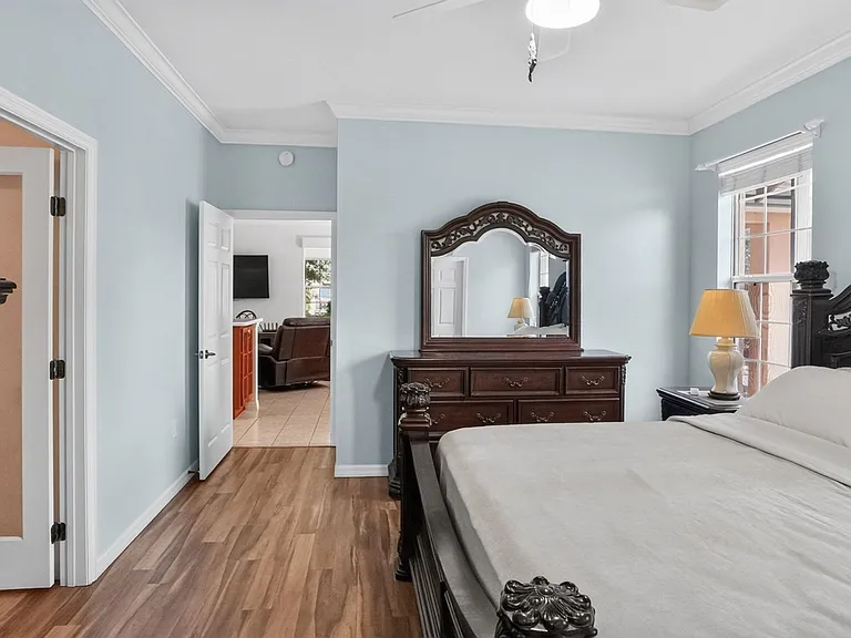 8525 SW 86th Ter — Photo 23