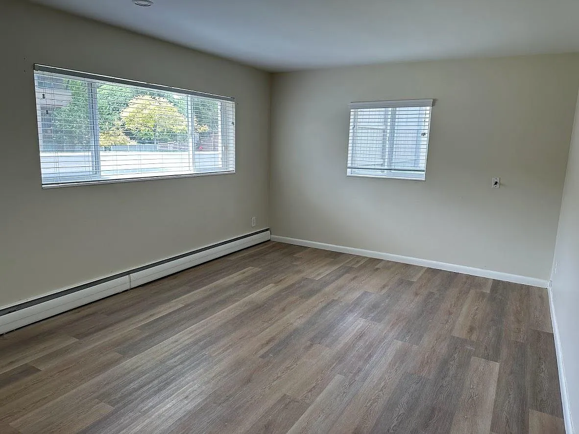 2 bed, 850 sqft, $1,545 — Photo 4