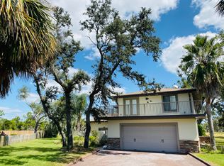 402 Wahoo Rd, Panama City Beach, FL 32408