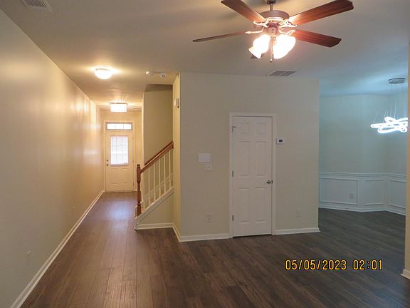 4th image of 283 Oakland Hills Way