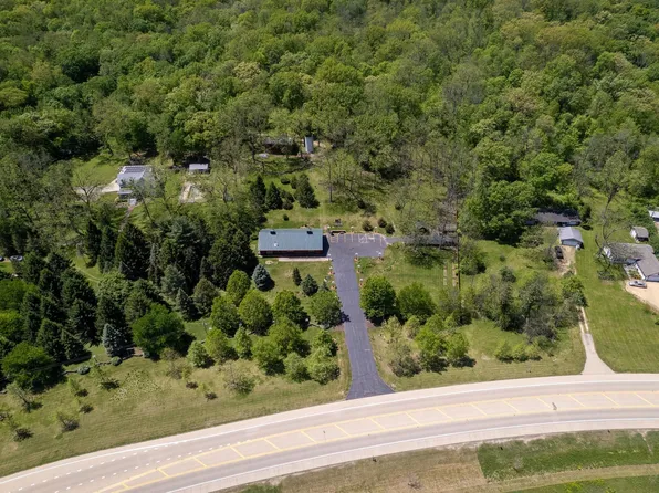 1382 N State Route 2, Oregon, IL 61061