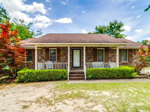 1083 Critzer Dr, Lugoff, SC 29078