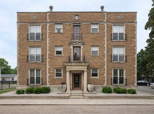 Flats at West End, Muncie, IN 47305