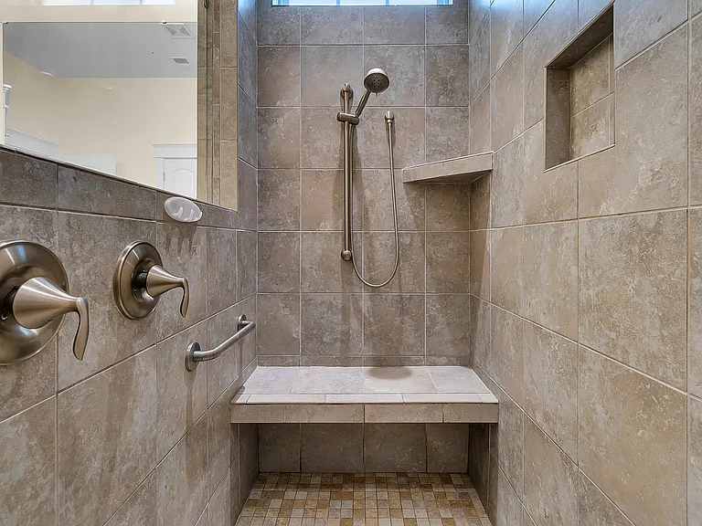 3688 Maidstone Dr — Photo 29
