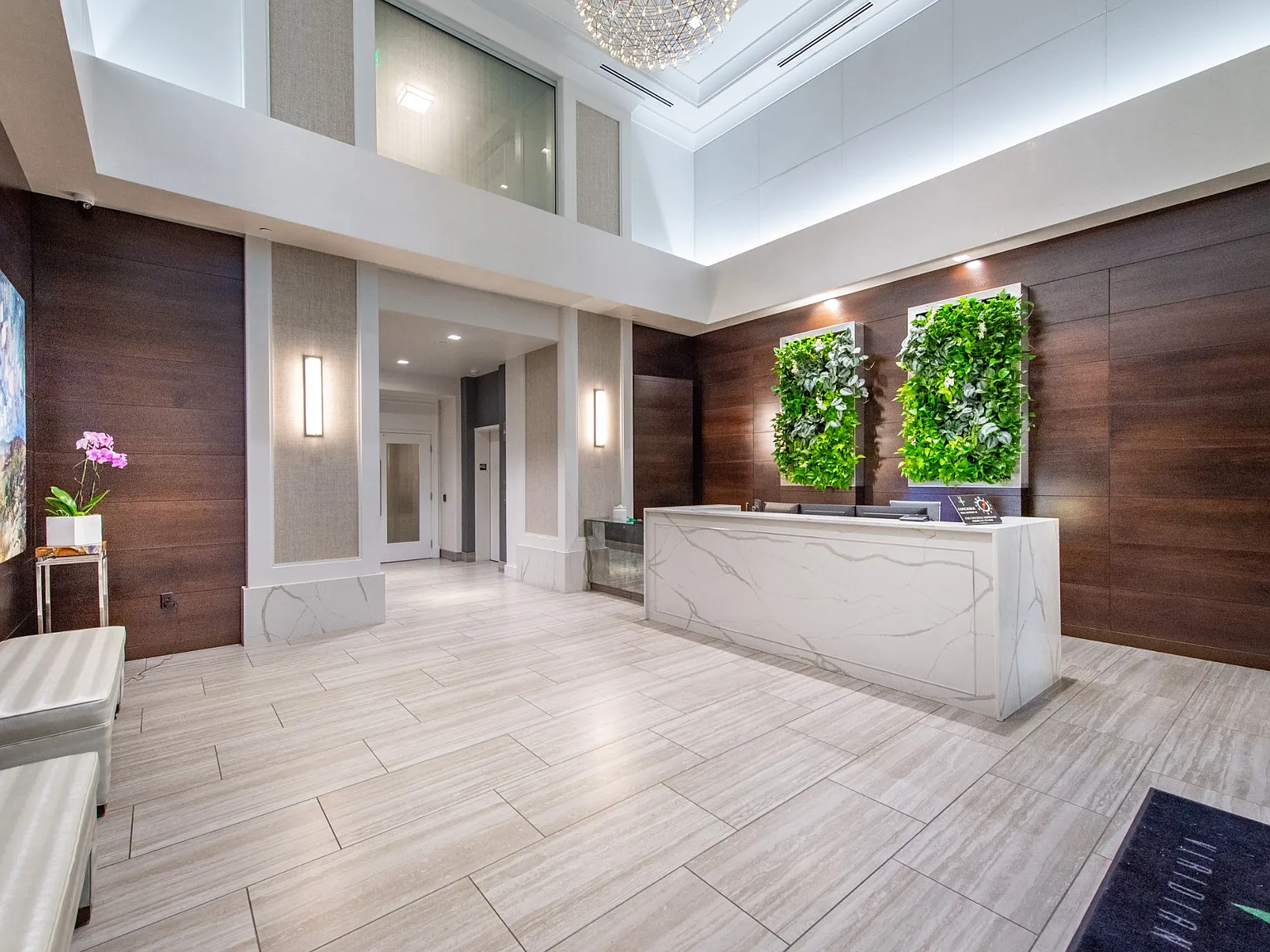 1 bed, 1.0 bath, 648 sqft, $1,900 — Photo 3