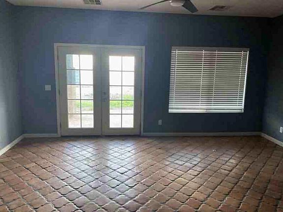 5th image of 10660 E Cliffrose Ln
