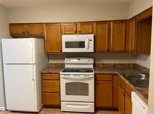 1503 La Fontenay Ct, Louisville, KY 40223