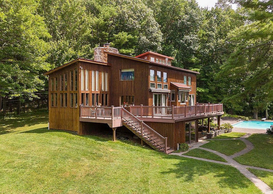 1st image of 200 Onistagrawa Ln