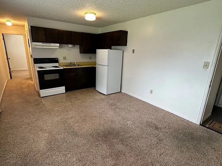 4735 Mountain Rd — Photo 3