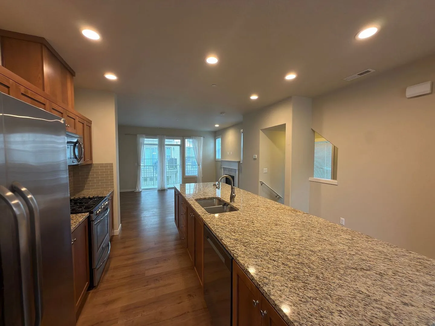 ~ Charming Wilsonville Home in a Convenient Location Close to shopping, dining & parks Peaceful r... — Photo 4