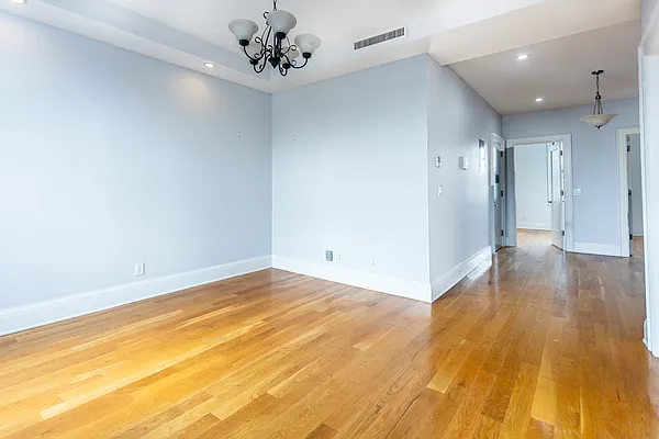 Rented by Compass | media 17