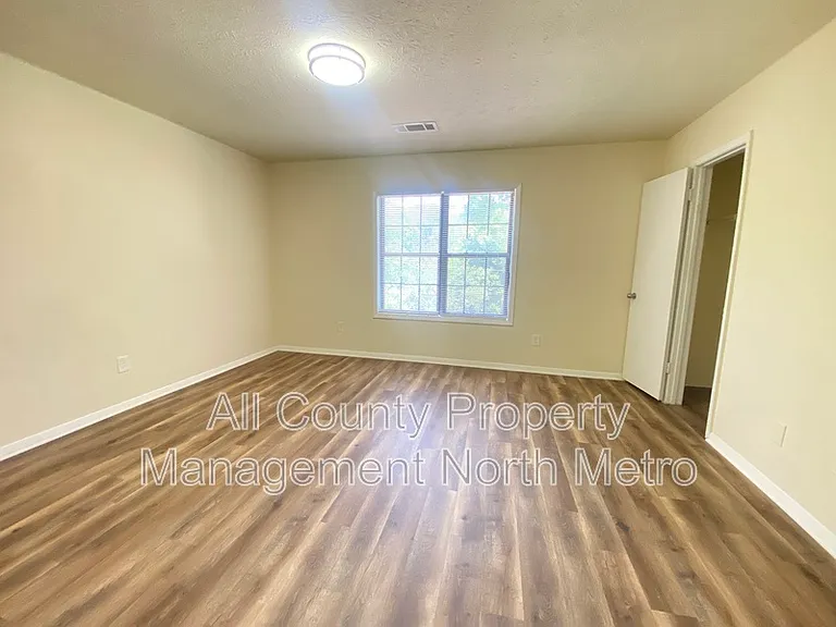 3054 Destin Cir — Photo 9