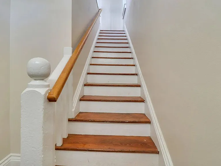 1504 Habersham St — Photo 3