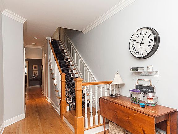 3rd image of 204 Clinton Ave #204