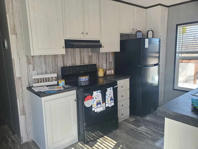Southwoods MHP — Photo 9
