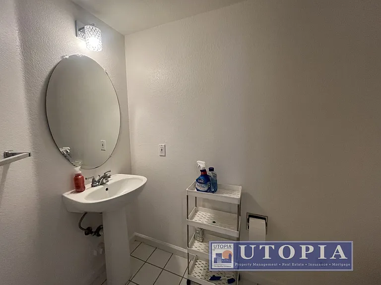 313 Village Cir — Photo 25