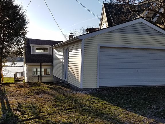 Street View of Garage/House