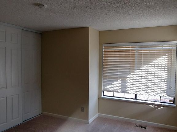 3rd image of 6505 Pineburr Ct