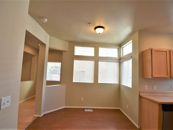 3rd image of 21721 42nd Pl S