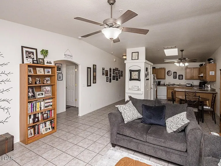 2960 Osborn Dr #102 — Photo 14