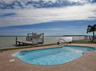 565 Johns Pass Ave, Madeira Beach, FL 33708