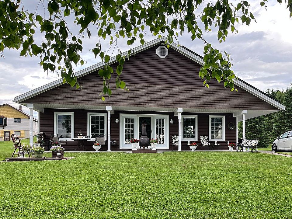 1st image of 651 Lake Shore Rd